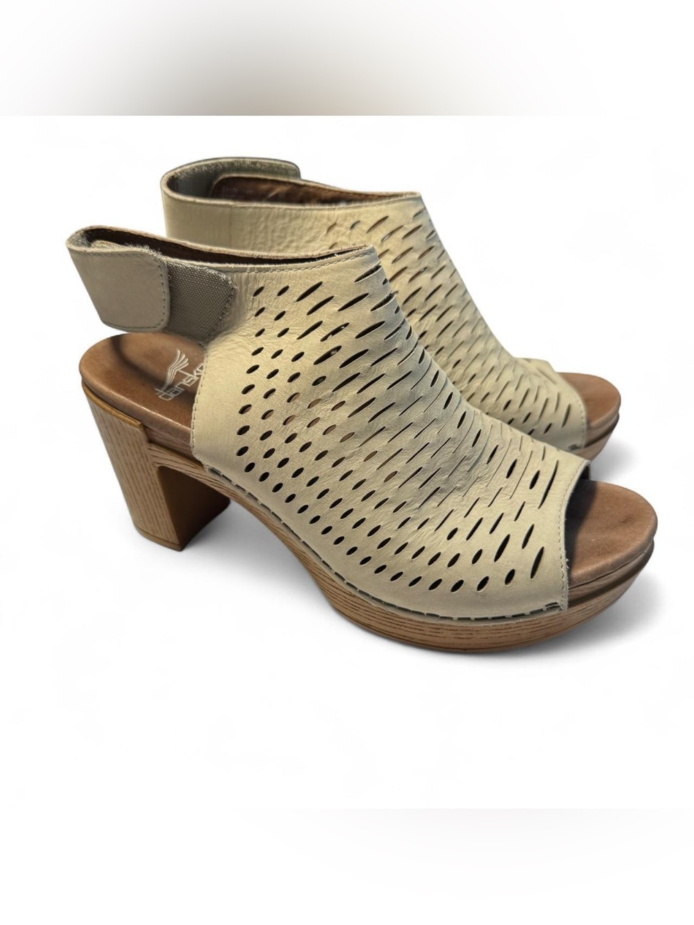 Dansko Danae Oyster Milled Nubuck Leather Block Heel Sandals 38 Boho Granola